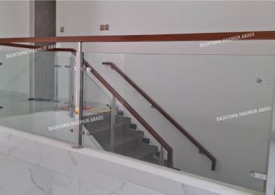 Railing Tangga Kaca Pondok Indah